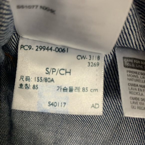 Levi's Original Sequin Trucker Jean Jacket Denim Blue Red Size Small - Picture 14 of 16